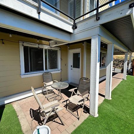 Beautiful & Cozy 1 Bedroom 1 Bath In The Westshore Victoria Exteriör bild